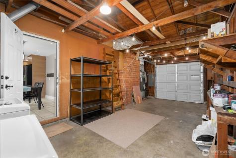 625 SW 127th Street Seattle WA 98146