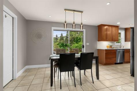 625 SW 127th Street Seattle WA 98146