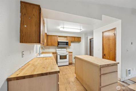 3342 Stanford Court SE Lacey WA 98503