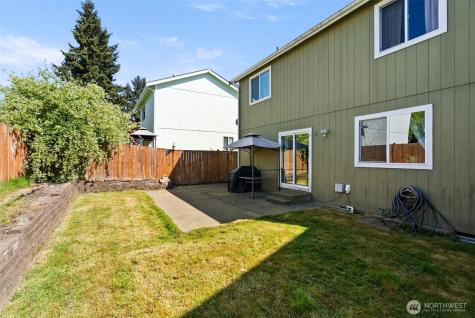 648 Rivenhurst Street Bremerton WA 98310