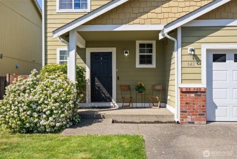 648 Rivenhurst Street Bremerton WA 98310