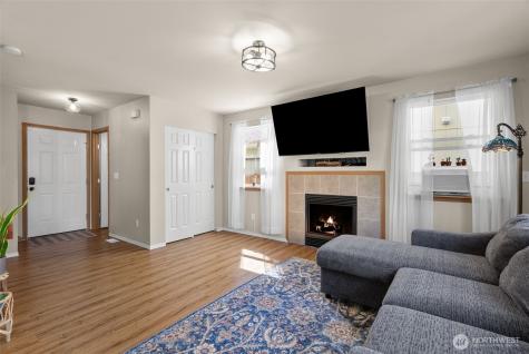 648 Rivenhurst Street Bremerton WA 98310