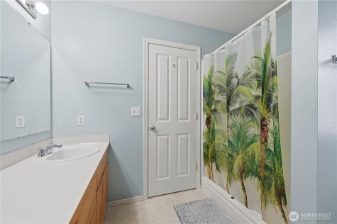 18819 89th Avenue E Puyallup WA 98375