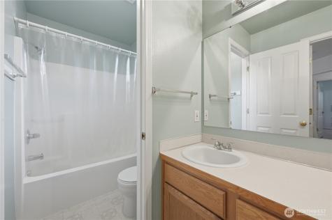 18819 89th Avenue E Puyallup WA 98375