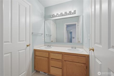 18819 89th Avenue E Puyallup WA 98375