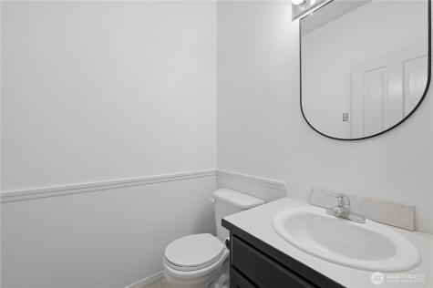 18819 89th Avenue E Puyallup WA 98375