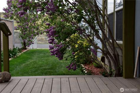 330 N Juniper Street Soap Lake WA 98851