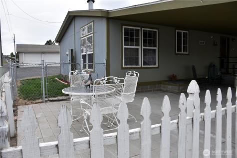 330 N Juniper Street Soap Lake WA 98851