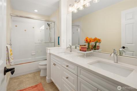 2146 277th Avenue SE Sammamish WA 98075