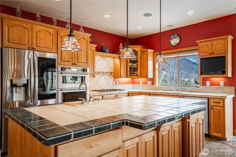 720 Loop Avenue Manson WA 98831