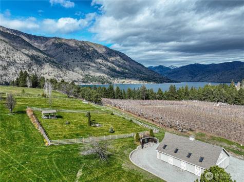 720 Loop Avenue Manson WA 98831