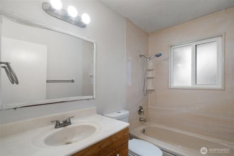 4202 79th Avenue W Tacoma WA 98466