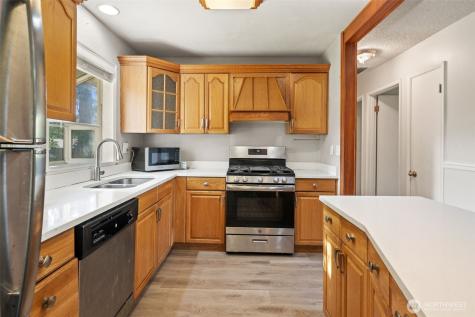 4202 79th Avenue W Tacoma WA 98466