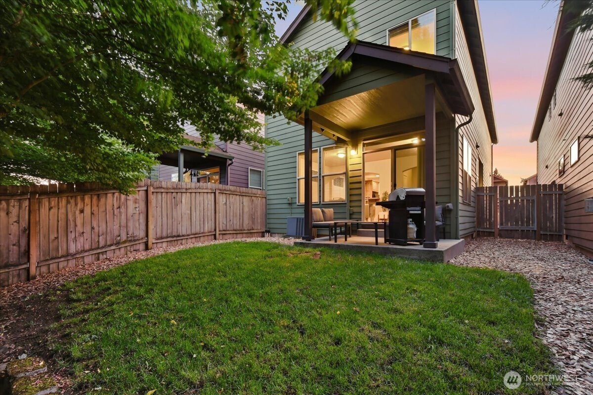 7405 NW 1st Place Vancouver WA 98665
