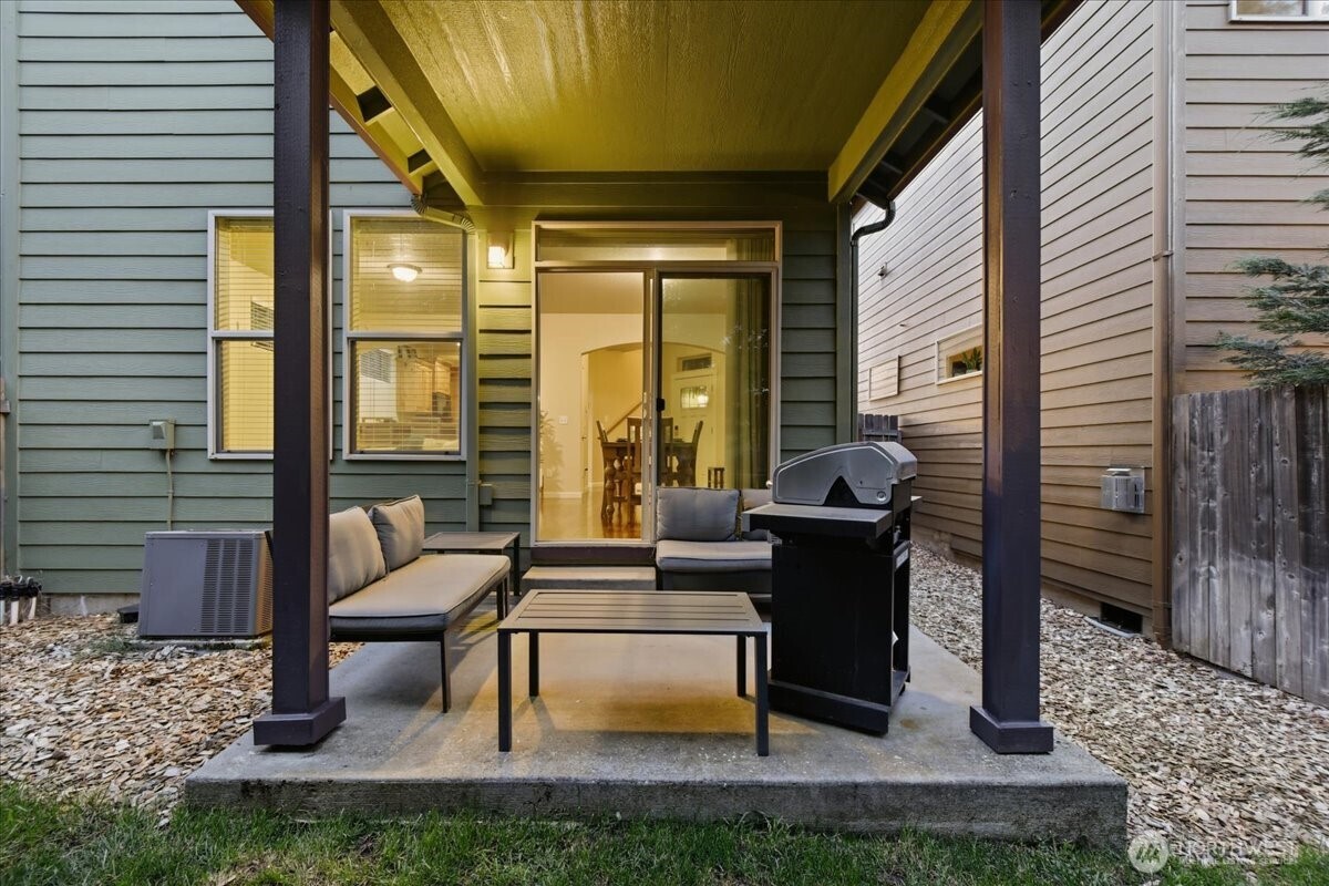 7405 NW 1st Place Vancouver WA 98665