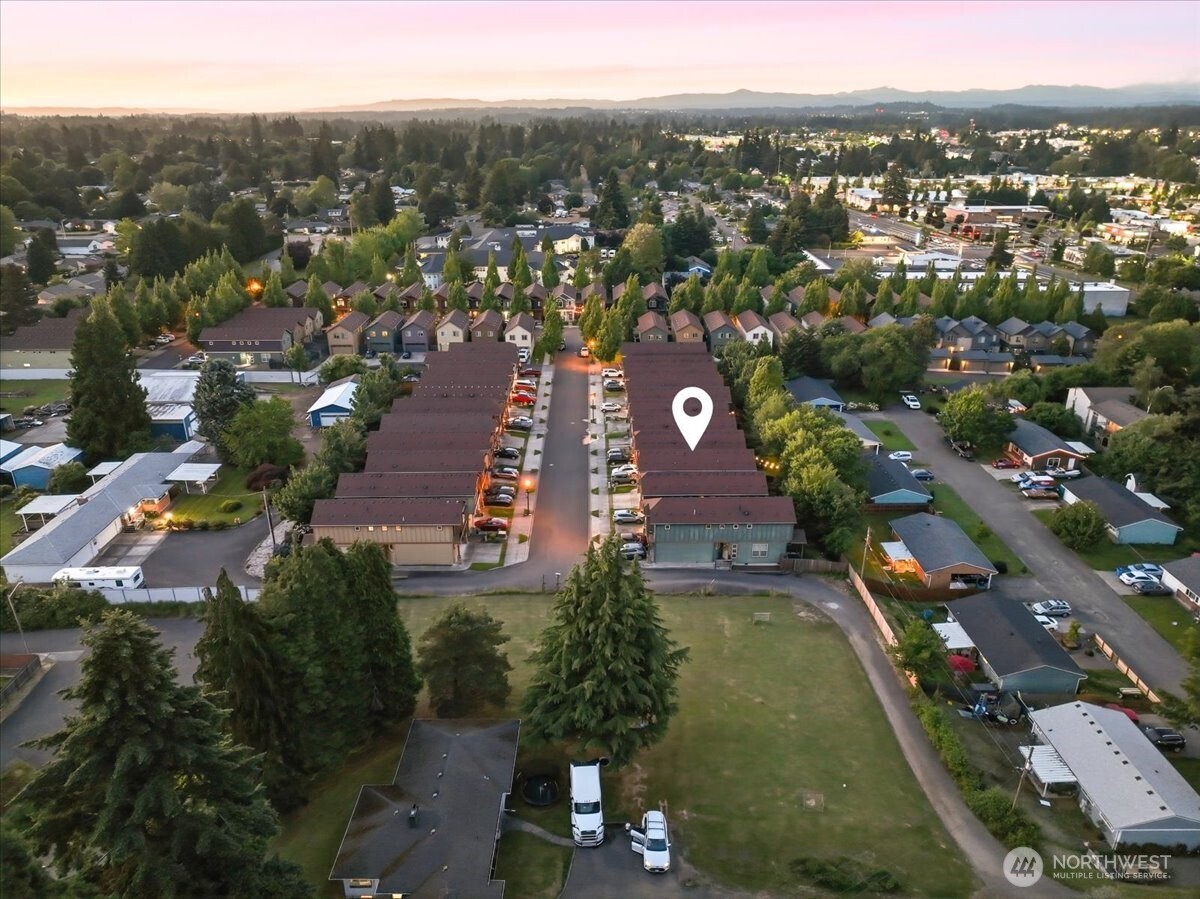 7405 NW 1st Place Vancouver WA 98665
