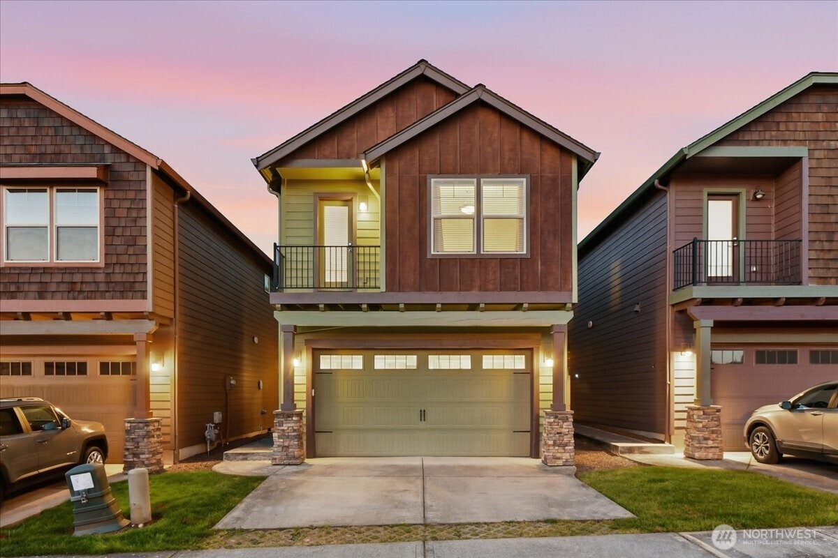 7405 NW 1st Place Vancouver WA 98665
