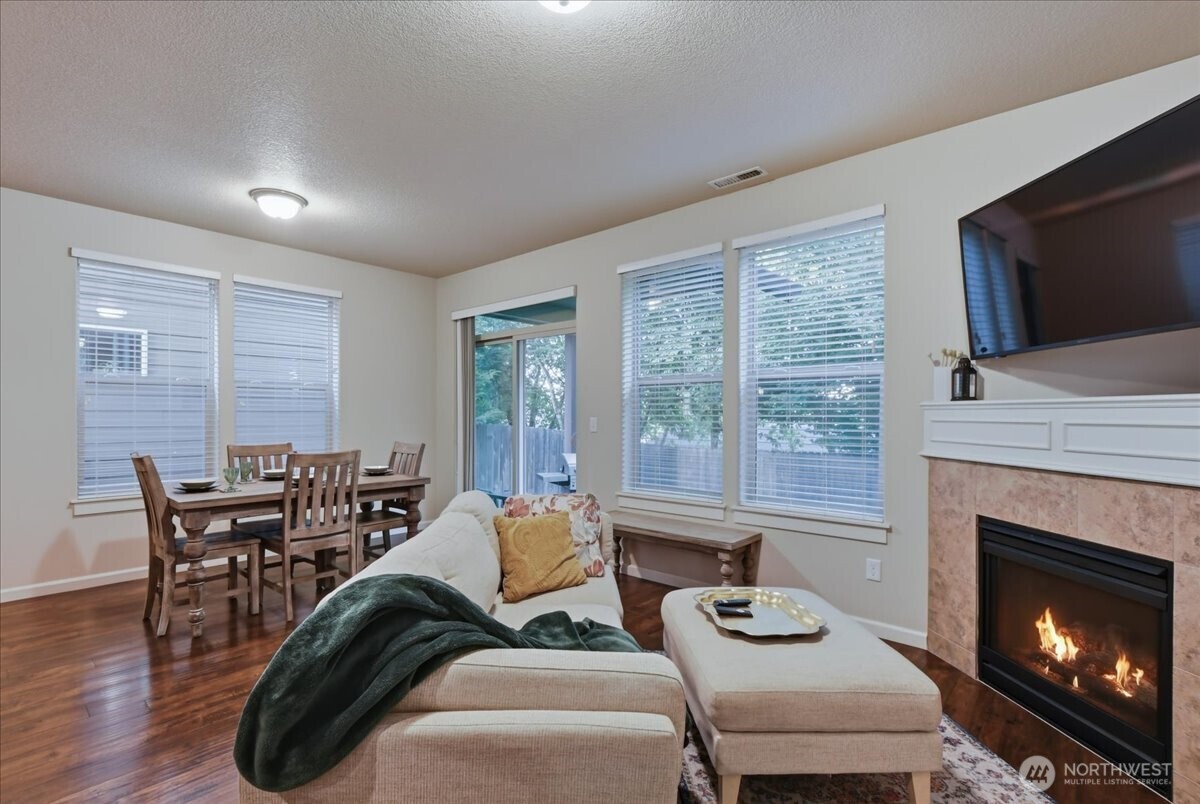 7405 NW 1st Place Vancouver WA 98665