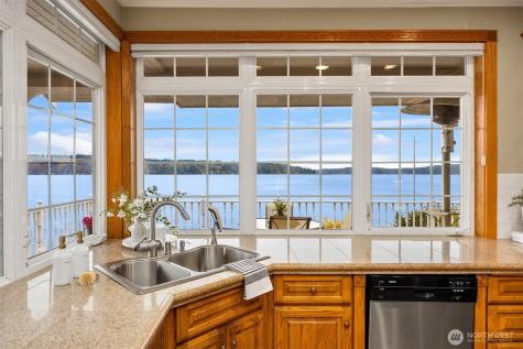 7817 110th Street NW Gig Harbor WA 98332
