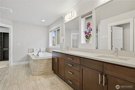 13638 NE 133rd Street Kirkland WA 98034