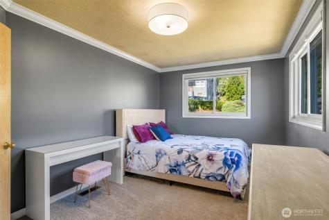 4014 32nd Avenue SW Seattle WA 98126