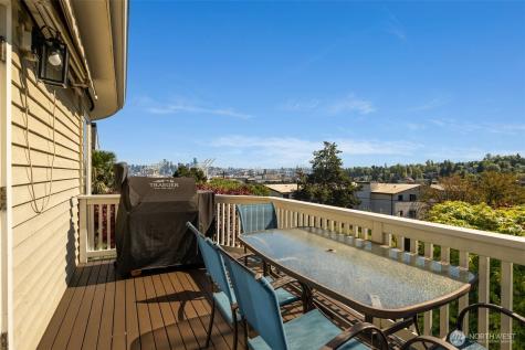 4014 32nd Avenue SW Seattle WA 98126