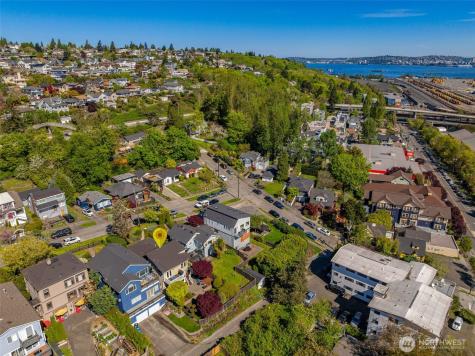 4014 32nd Avenue SW Seattle WA 98126