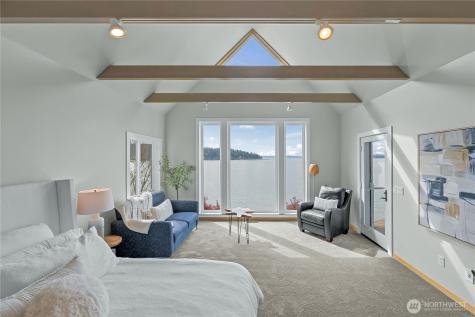 11211 194th Avenue NW Gig Harbor WA 98329