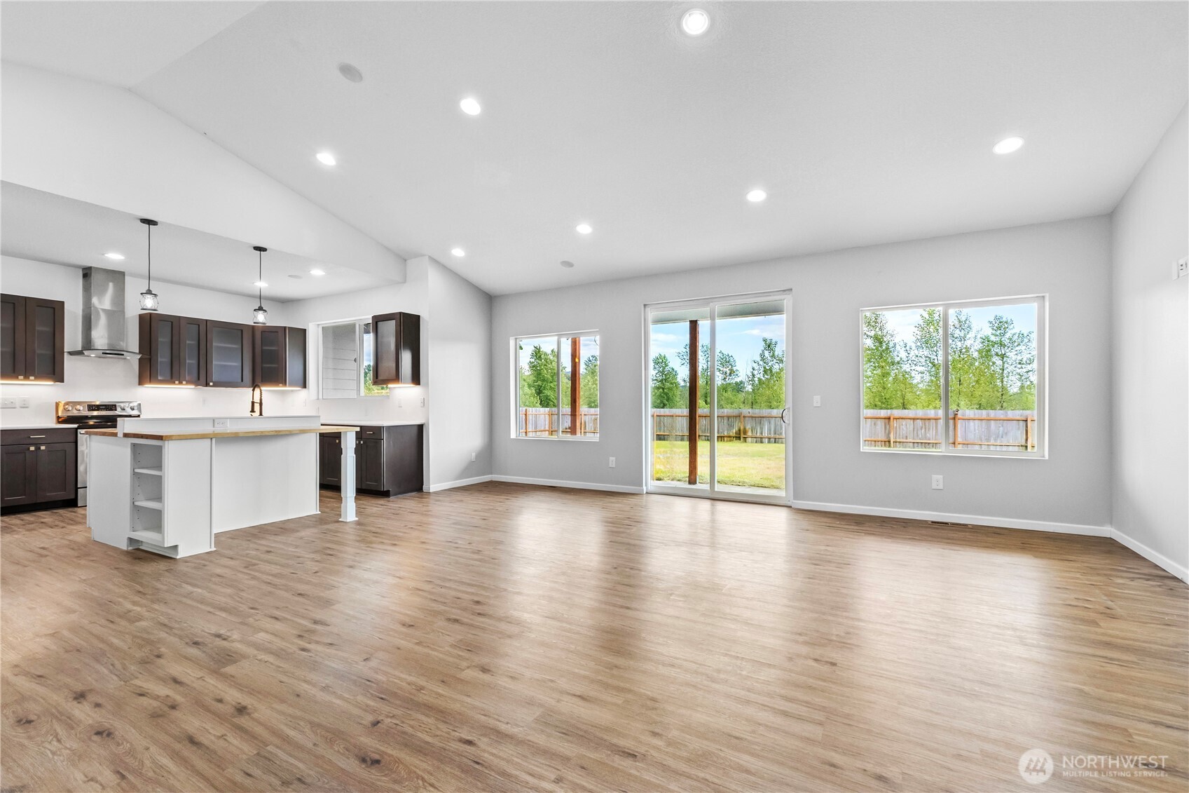249 Flatt Road Kelso WA 98626