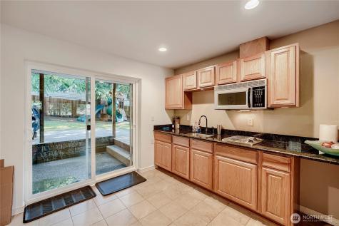 11821 SE 67th Place Bellevue WA 98006