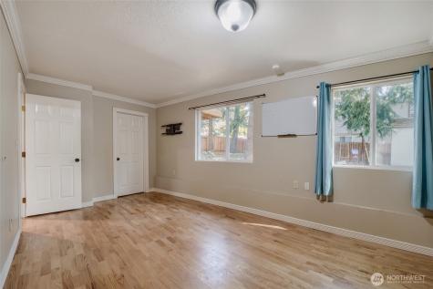 11821 SE 67th Place Bellevue WA 98006