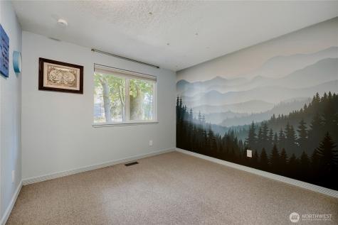 11821 SE 67th Place Bellevue WA 98006