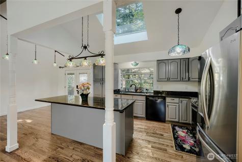 11821 SE 67th Place Bellevue WA 98006
