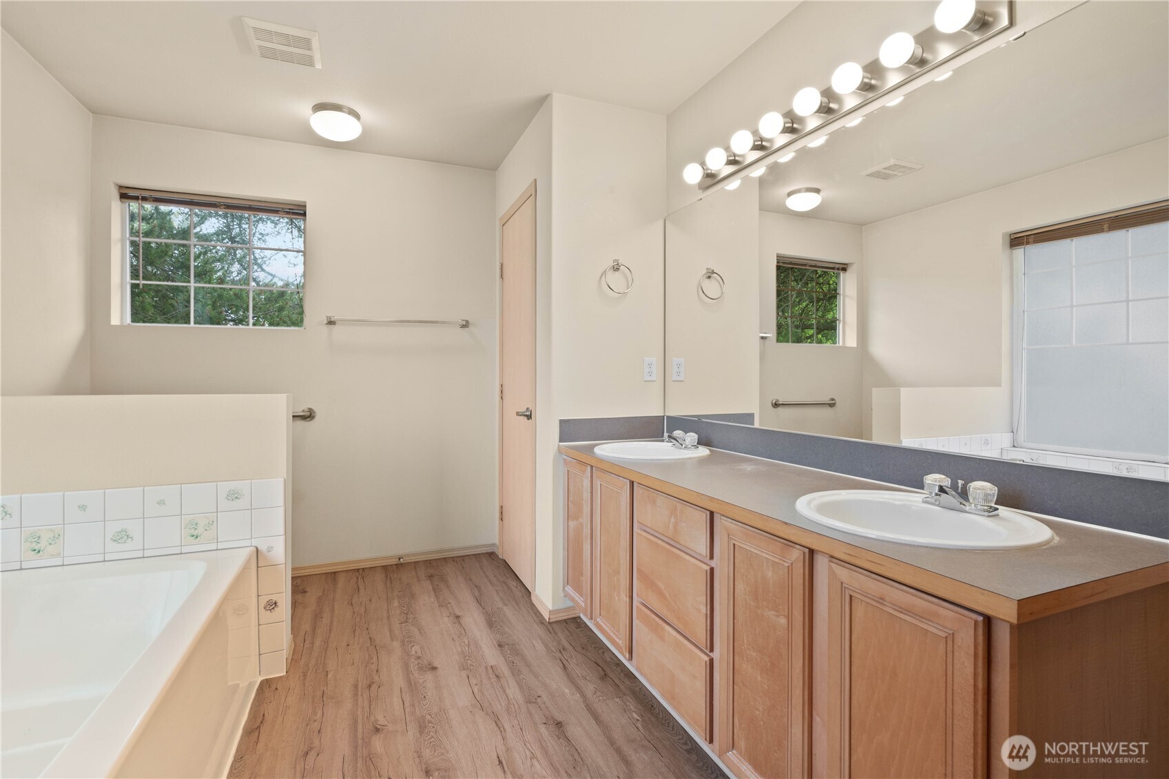 2815 58th Avenue E Fife WA 98424