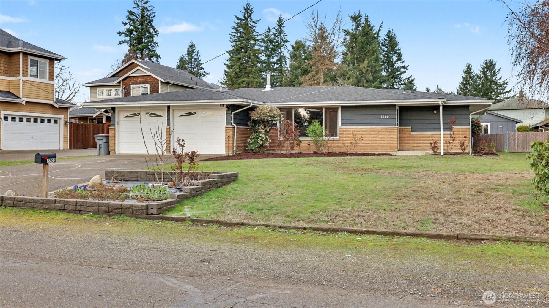 2200 NE 12th Renton WA 98056
