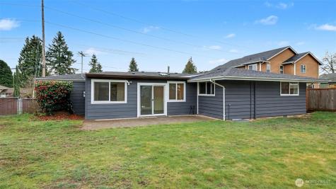 2200 NE 12th Renton WA 98056
