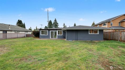 2200 NE 12th Renton WA 98056