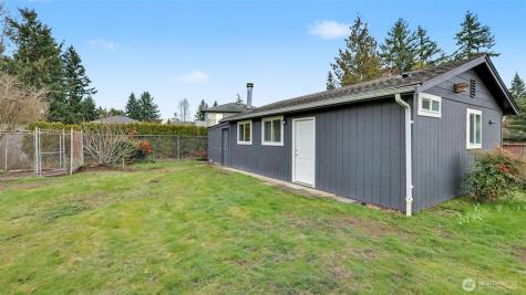 2200 NE 12th Renton WA 98056
