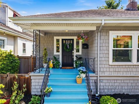 5910 Dayton Avenue N Seattle WA 98103