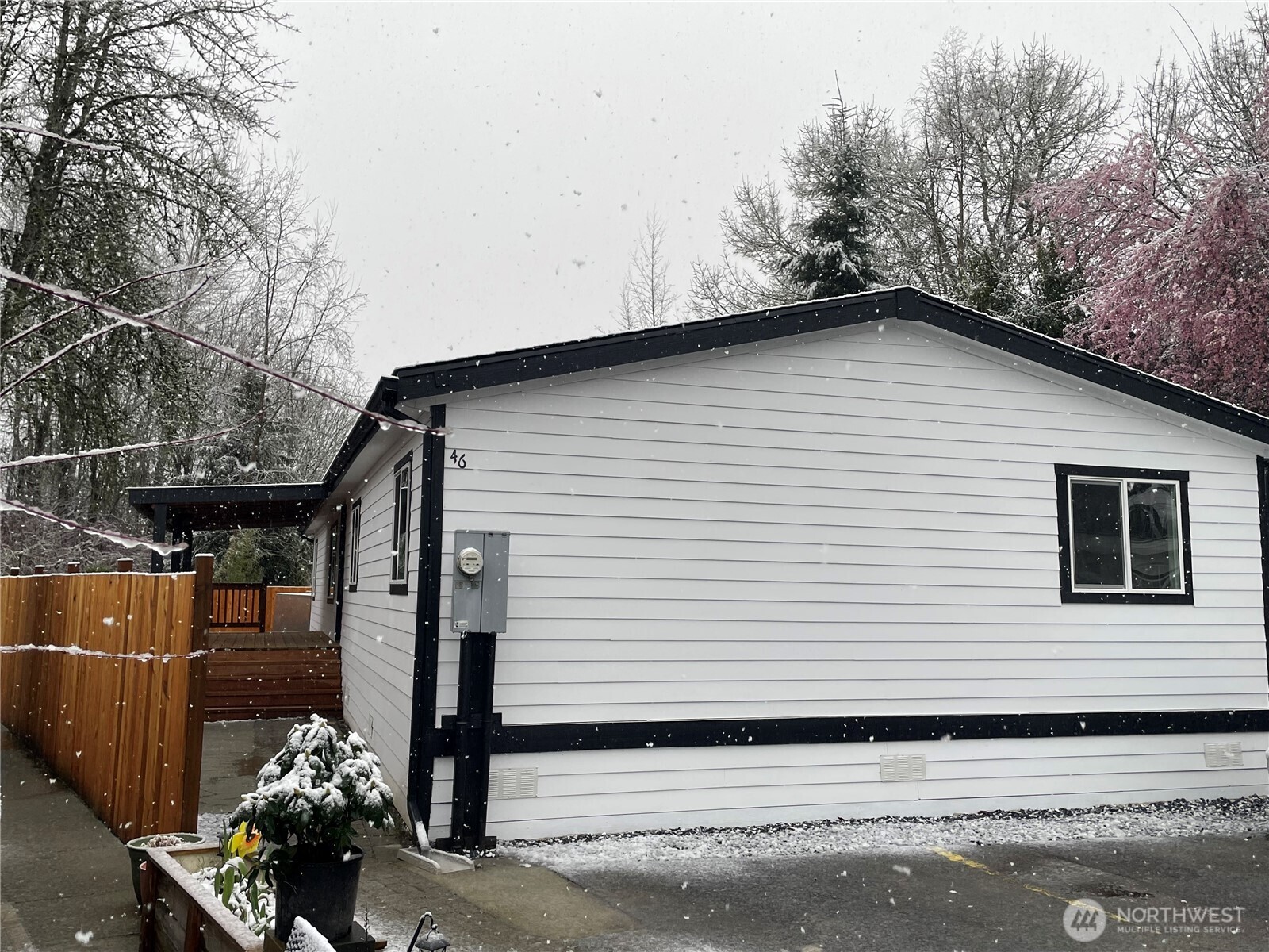 827 West Valley Highway Kent WA 98032