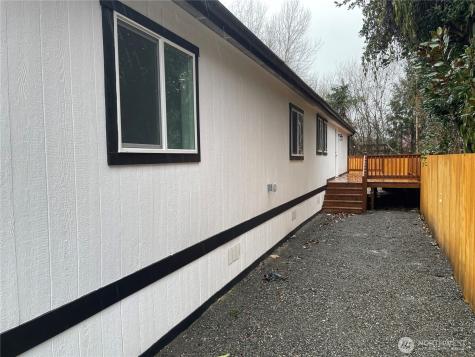 827 West Valley Highway Kent WA 98032