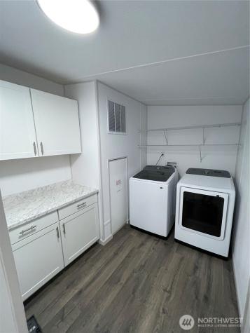 827 West Valley Highway Kent WA 98032