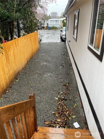 827 West Valley Highway Kent WA 98032