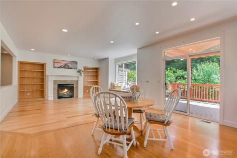 4 148 Place SW Lynnwood WA 98087