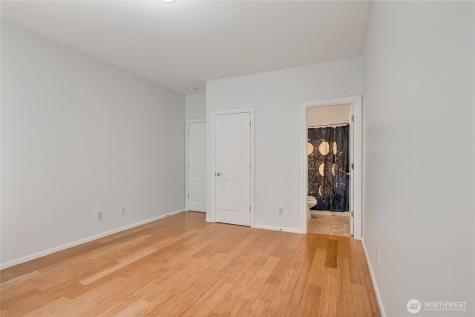 4 148 Place SW Lynnwood WA 98087