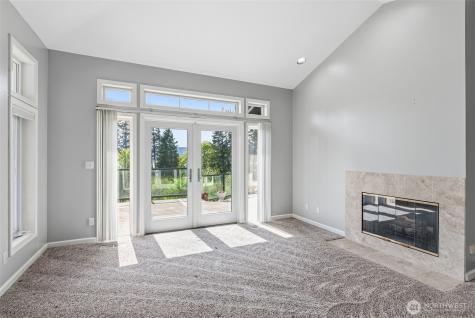 16 Little Cape Horn Road Cathlamet WA 98612