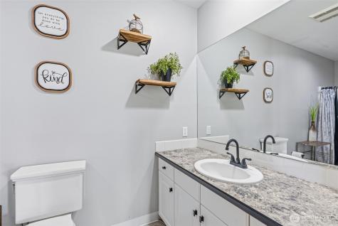 16 Little Cape Horn Road Cathlamet WA 98612