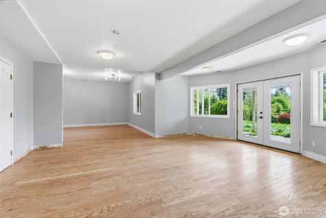 16 Little Cape Horn Road Cathlamet WA 98612