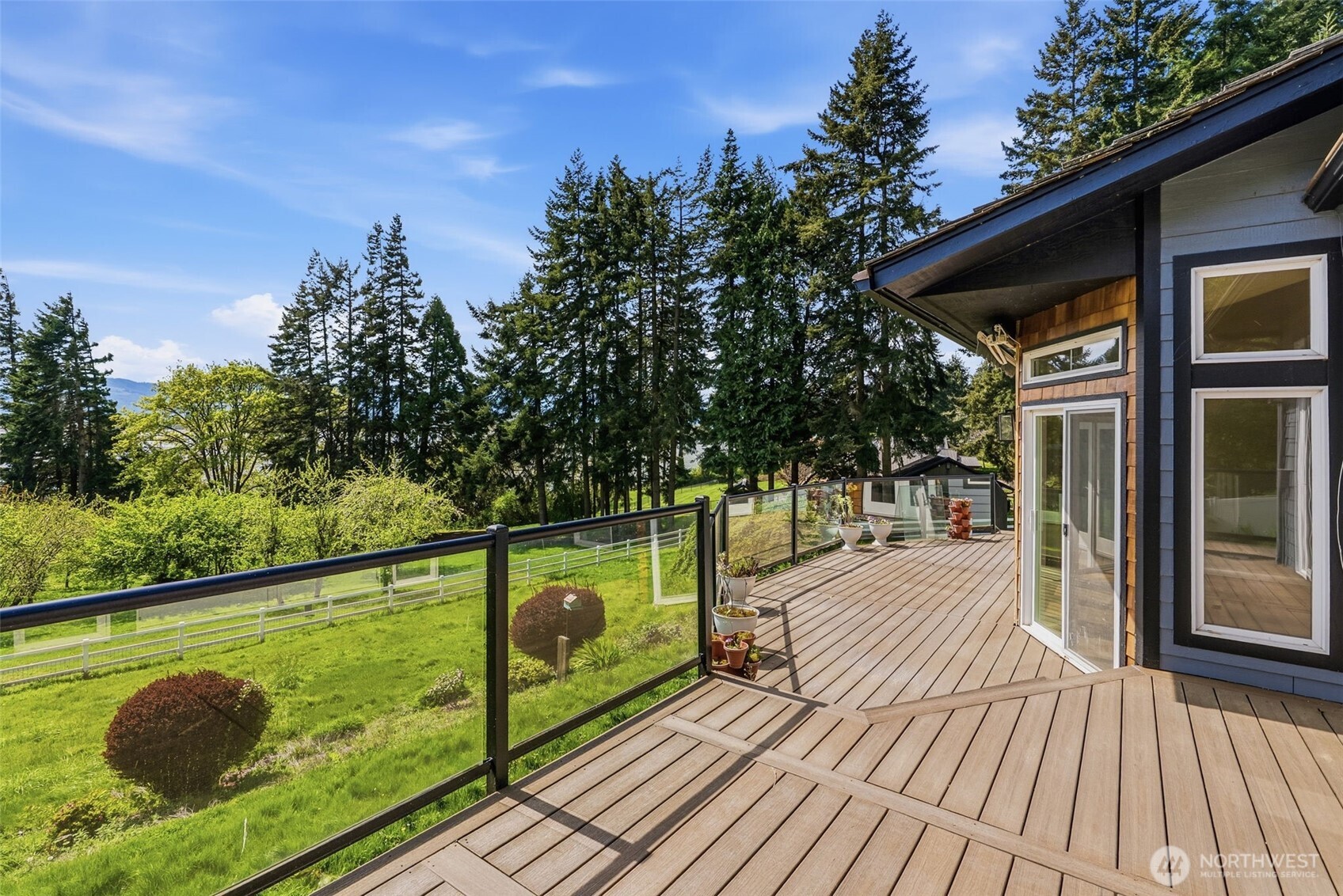 16 Little Cape Horn Road Cathlamet WA 98612