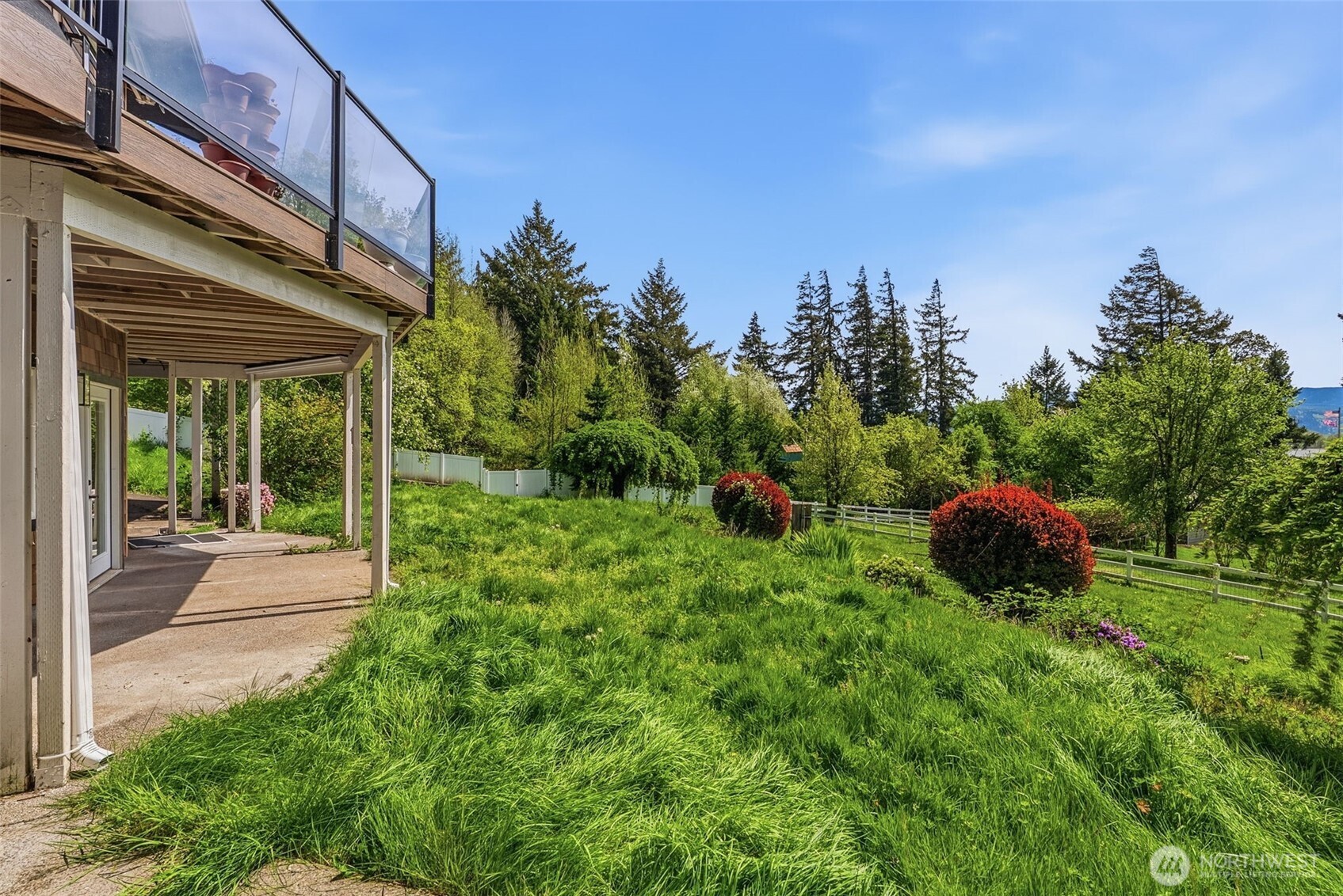 16 Little Cape Horn Road Cathlamet WA 98612